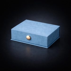 Flap button pendent box